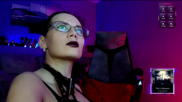 Snapshot of MilanaPure chatting on November 2025 04:42:01 PM MilanaPure online show from November 2025 04:42:01 PM