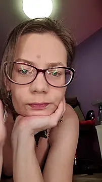 Snapshot of MilanaPure chatting on November 2025 10:18:02 PM MilanaPure online show from November 2025 10:18:02 PM