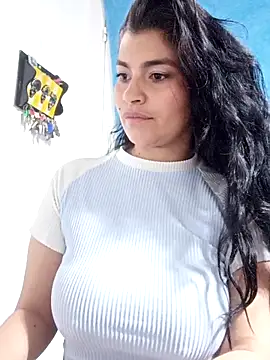 Snapshot of AlanaHotxx chatting on September 2025 06:15:02 AM AlanaHotxx online show from September 2025 06:15:02 AM