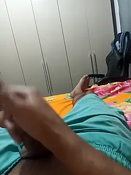 Snapshot of JovanRJ chatting on April 2026 08:44:01 PM JovanRJ online show from April 2026 08:44:01 PM