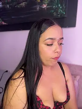 Snapshot of Deepika_padukoneNisha chatting on May 2026 05:54:01 PM Deepika padukoneNisha online show from May 2026 05:54:01 PM