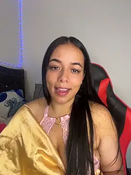 Snapshot of Deepika_padukoneNisha chatting on May 2026 06:27:01 PM Deepika padukoneNisha online show from May 2026 06:27:01 PM