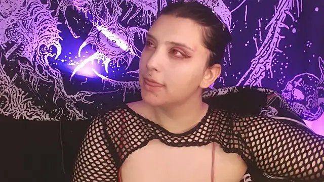 mikaskullcs online show from February 2026 10:25:02 PM