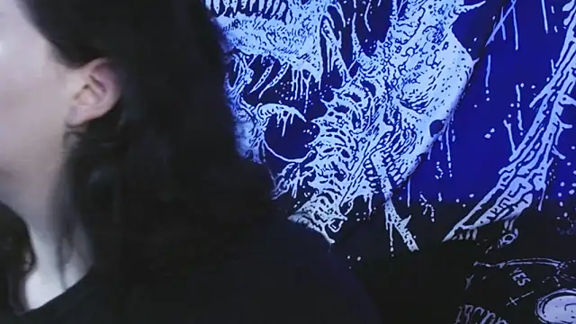 mikaskullcs online show from February 2026 09:44:02 PM