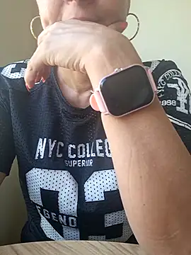 Snapshot of Amadamilf1980 chatting on November 2025 02:18:01 PM Amadamilf1980 online show from November 2025 02:18:01 PM