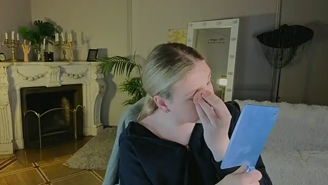 Jes Solar online show from September 2025 11:13:02 AM