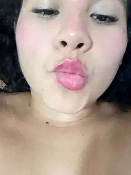 Snapshot of daika31 chatting on September 2025 04:47:01 AM daika31 online show from September 2025 04:47:01 AM