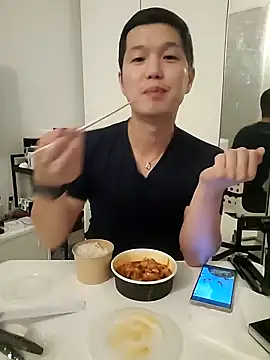 woonee827372 online show from September 2025 03:56:02 PM