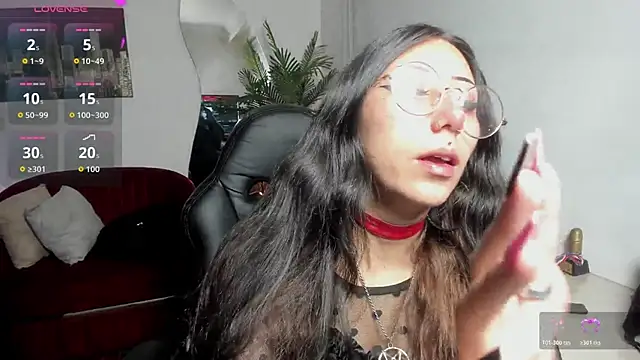 Snapshot of Laila_Angels chatting on January 2026 07:59:01 PM Laila Angels online show from January 2026 07:59:01 PM