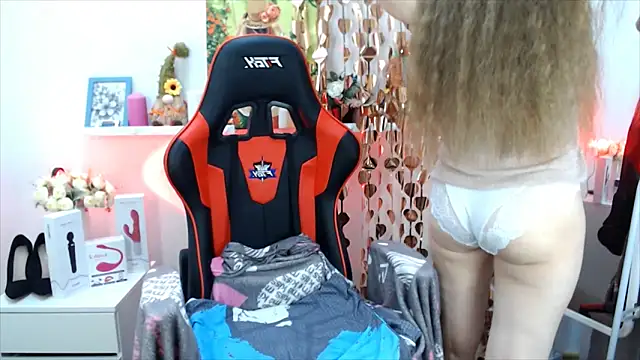 Lucky Lana online show from February 2026 03:13:01 AM