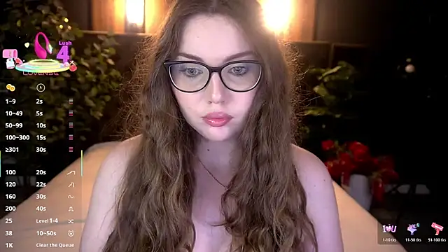 Snapshot of LuxSopphia chatting on July 2026 12:24:02 PM LuxSopphia online show from July 2026 12:24:02 PM