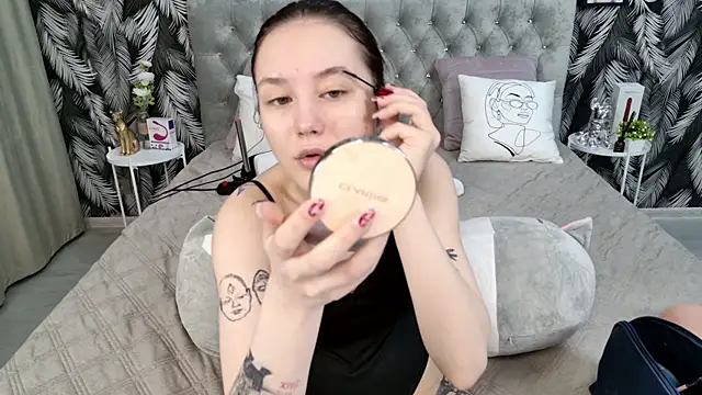 CarolineTenders online show from January 2026 01:22:02 AM