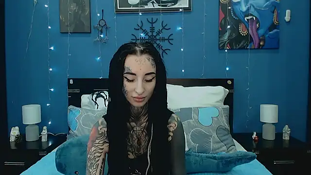 Snapshot of Velvetbat chatting on June 2026 07:35:02 AM Velvetbat online show from June 2026 07:35:02 AM