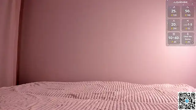 emmelieflorence online show from November 2025 05:35:02 PM