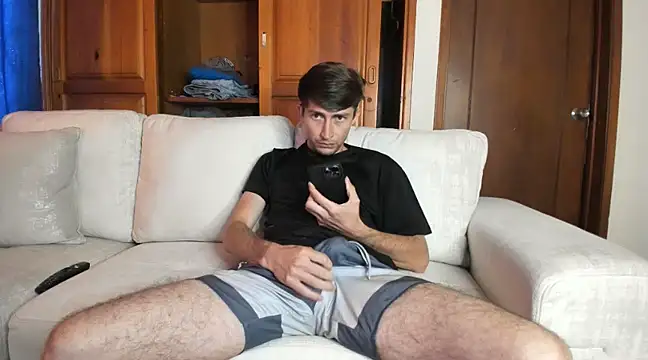 Snapshot of laurent_01 chatting on March 2025 05:50:01 PM laurent 01 online show from March 2025 05:50:01 PM