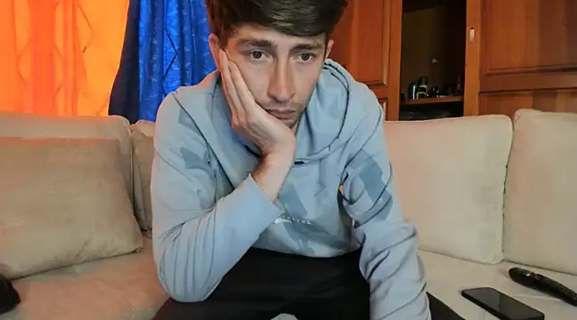 Snapshot of laurent_01 chatting on March 2025 04:40:02 PM laurent 01 online show from March 2025 04:40:02 PM