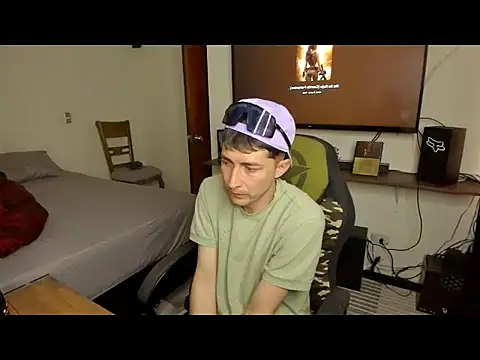 Snapshot of laurent_01 chatting on April 2026 03:57:01 PM laurent 01 online show from April 2026 03:57:01 PM