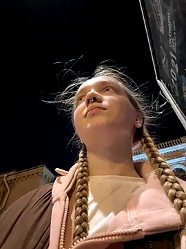 bambi lu online show from October 2025 04:48:01 PM