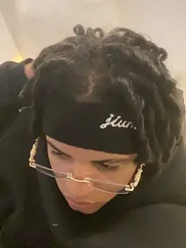 Snapshot of samxx_muscle chatting on March 2026 06:08:01 AM samxx muscle online show from March 2026 06:08:01 AM