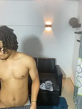 Snapshot of samxx_muscle chatting on April 2026 03:10:02 PM samxx muscle online show from April 2026 03:10:02 PM