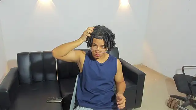 Snapshot of samxx_muscle chatting on May 2026 12:56:02 PM samxx muscle online show from May 2026 12:56:02 PM