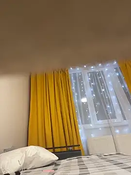 Snapshot of Vviikkssiikk chatting on November 2025 07:45:02 PM Vviikkssiikk online show from November 2025 07:45:02 PM