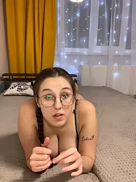 Vviikkssiikk online show from December 2025 07:31:02 PM