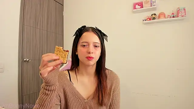 ImBunnyNova online show from July 2026 02:21:01 PM