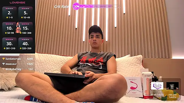 Hotboy21  online show from March 2025 01:08:02 PM