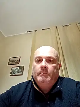 Alexis Bull online show from February 2026 01:33:01 AM