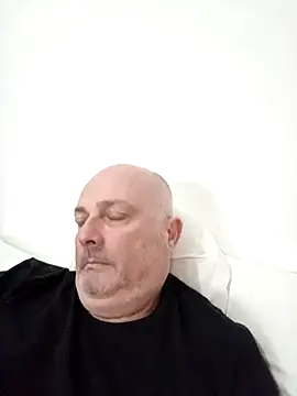 Alexis Bull online show from March 2026 10:11:01 AM