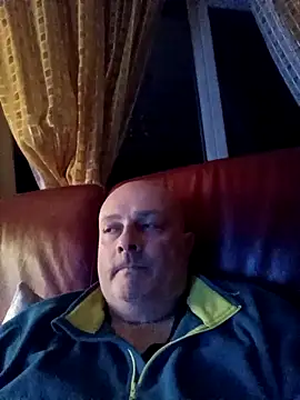 Alexis Bull online show from March 2026 12:04:02 AM