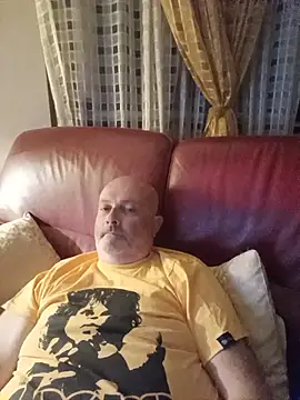 Snapshot of Alexis_Bull chatting on June 2026 10:59:02 PM Alexis Bull online show from June 2026 10:59:02 PM