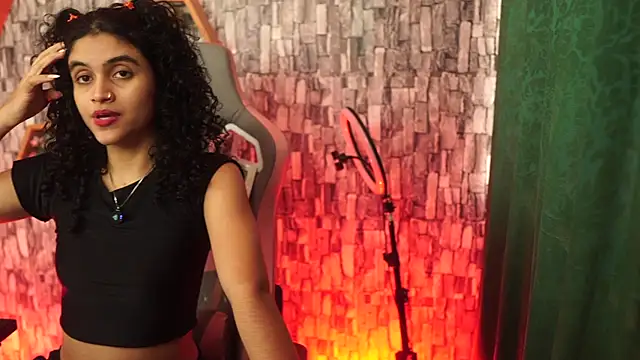 Snapshot of bonniie_98_ chatting on January 2026 10:23:01 PM bonniie 98 online show from January 2026 10:23:01 PM