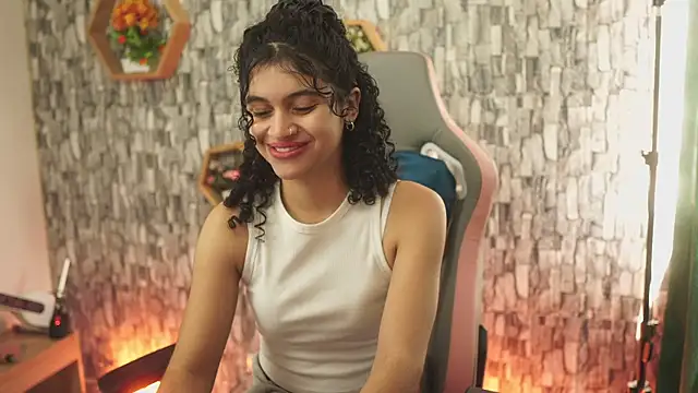 Snapshot of bonniie_98_ chatting on May 2026 02:46:02 PM bonniie 98 online show from May 2026 02:46:02 PM
