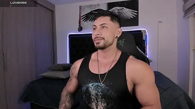 Snapshot of santi_aesthetic chatting on March 2026 01:22:01 AM santi aesthetic online show from March 2026 01:22:01 AM