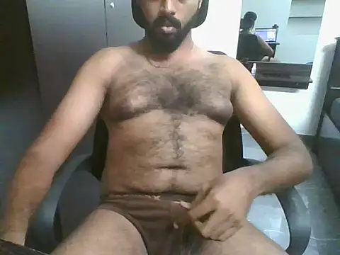 lovelyakash69 online show from October 2025 10:44:01 AM