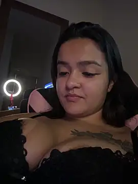 Manu 2002  online show from February 2026 01:05:02 PM