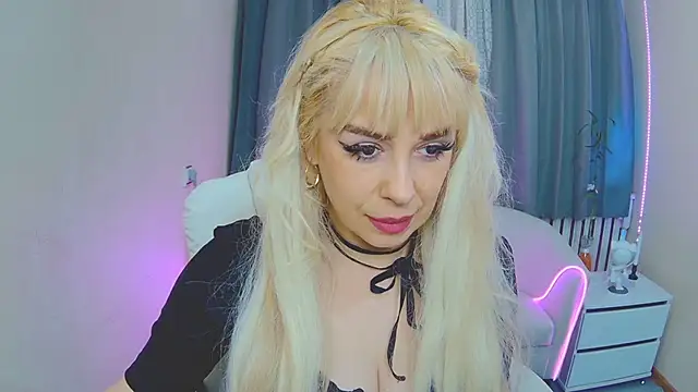 KatrinaCharm online show from November 2025 07:30:02 AM