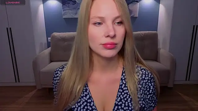 Snapshot of MelanieBennett chatting on May 2026 06:32:01 AM MelanieBennett online show from May 2026 06:32:01 AM