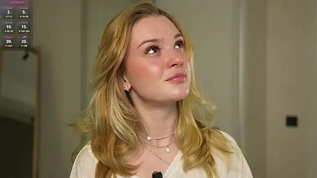 Cyberheart  online show from November 2025 04:53:01 PM