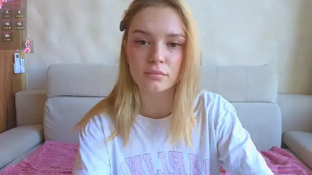 Cyberheart  online show from December 2025 09:13:02 AM