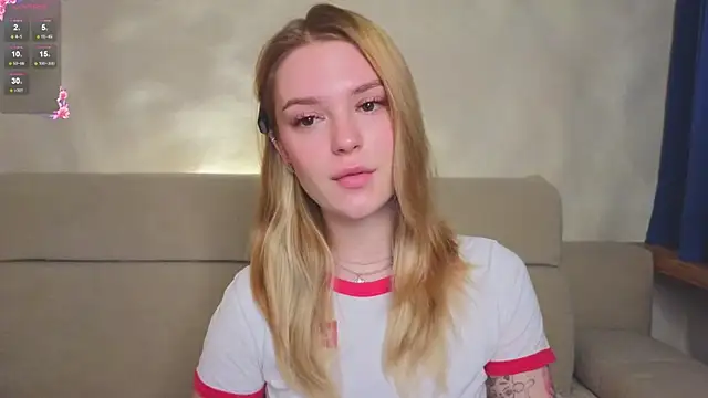 Cyberheart  online show from December 2025 03:18:02 PM