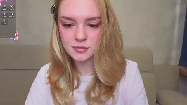 Cyberheart  online show from December 2025 02:34:01 PM