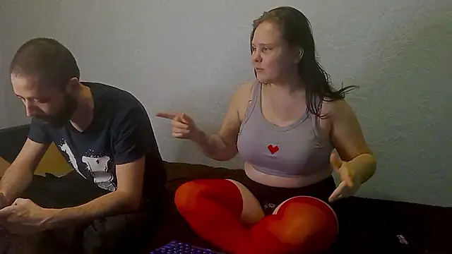 Snapshot of SweetPiggyx chatting on March 2026 07:13:02 PM SweetPiggyx online show from March 2026 07:13:02 PM