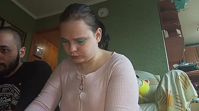 Snapshot of SweetPiggyx chatting on April 2026 12:29:02 PM SweetPiggyx online show from April 2026 12:29:02 PM