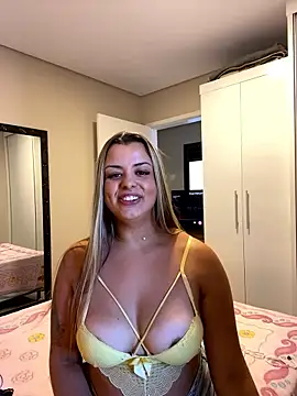 Snapshot of Patyyyy chatting on March 2026 03:49:01 PM Patyyyy online show from March 2026 03:49:01 PM