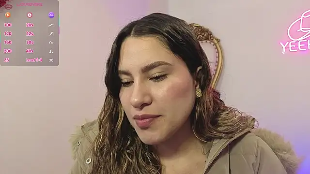 Snapshot of saaya_tay chatting on November 2025 03:29:02 AM saaya tay online show from November 2025 03:29:02 AM