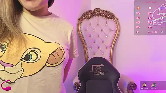 Snapshot of saaya_tay chatting on November 2025 03:28:01 AM saaya tay online show from November 2025 03:28:01 AM