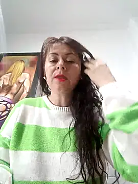 lunadicty online show from February 2025 08:30:02 PM